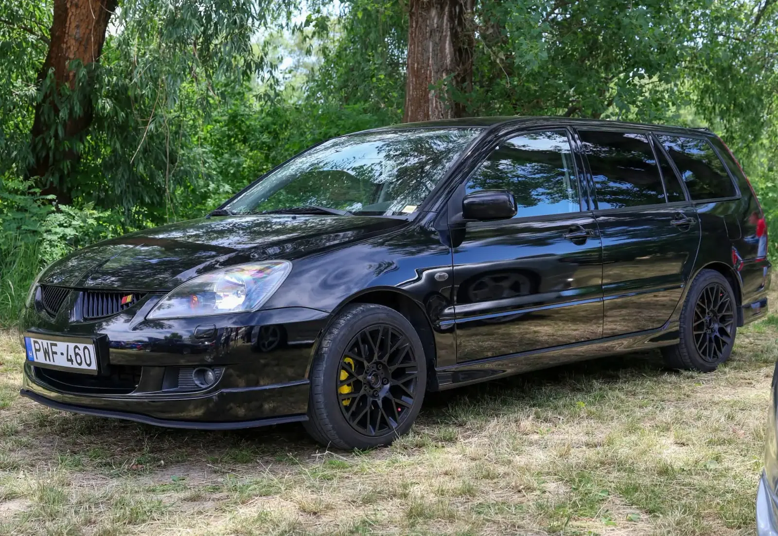 Mitsubishi Lancer wagon